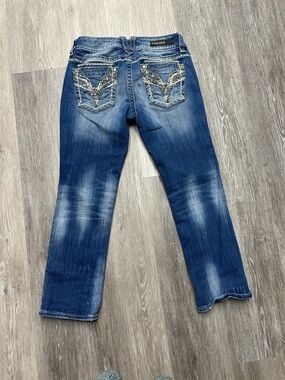 Vigoss cropped pants. In excellent condition